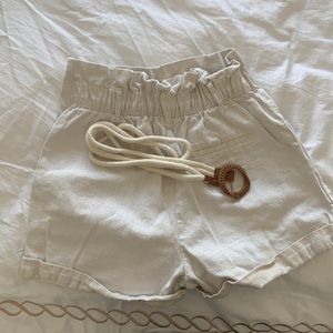 Zara linen paper bag shorts with belt